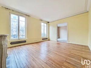 Apartment in PARIS (75009)