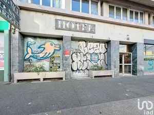 Commercial walls at GRENOBLE (38100)
