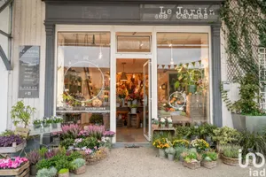 Commercial at LANGON (33210)