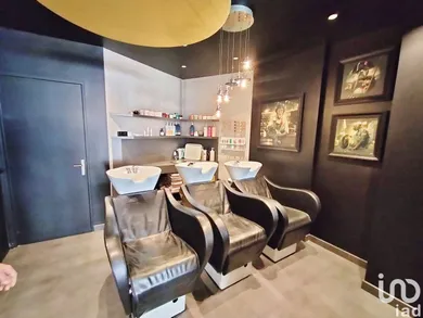 Commercial in LE MANS (72000)