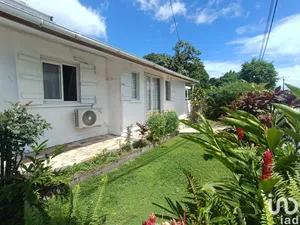 House at SAINT-CLAUDE (97120)