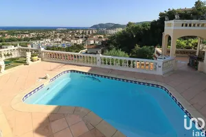 Maison à MANDELIEU-LA-NAPOULE (06210)