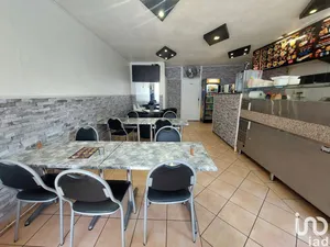 Fast food at REZÉ (44400)