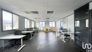 Local d’activité à GRENOBLE (38100)