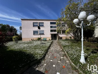 Appartement à PARAY-VIEILLE-POSTE (91550)