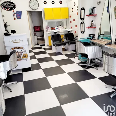 Commercial at FÈRE-EN-TARDENOIS (02130)