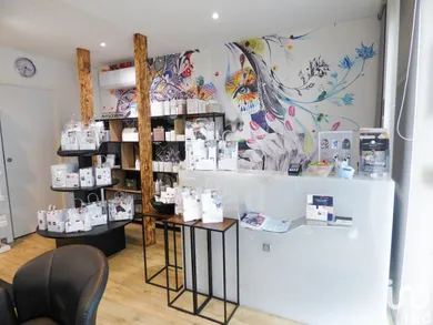 Boutique/Local commercial à FAYENCE (83440)