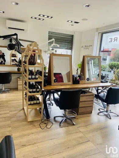 Commercial in CESTAS (33610)