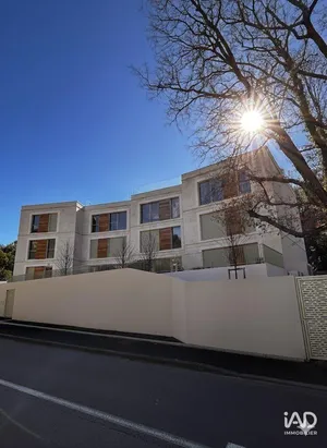 Appartement à AIX-EN-PROVENCE (13100)