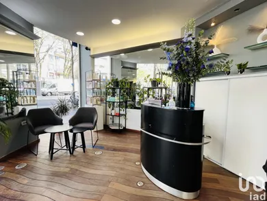 Commercial in PARIS (75013)