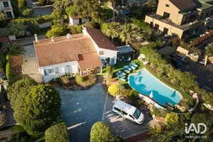 Hôtel 3* à LES ISSAMBRES (83380)