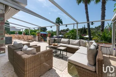 three-star hotel in LES ISSAMBRES (83380)