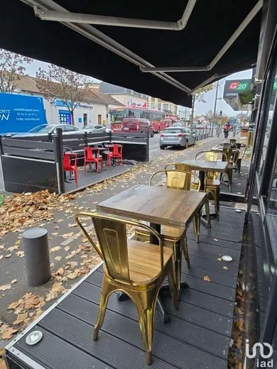 Fast food at HOUILLES (78800)