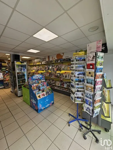 Tobacco shop at MANZAT (63410) — 7/8