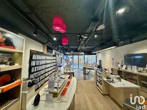 Commercial walls at ÉTAMPES (91150)