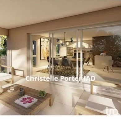 Appartement à SIX-FOURS-LES-PLAGES (83140)