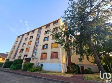 Apartment at VITRY-SUR-SEINE (94400)