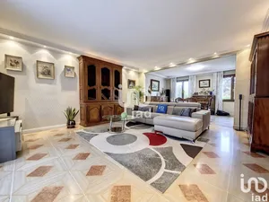 Maison à LE BLANC-MESNIL (93150)