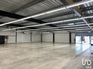 Local d’activité à SAINT-MAIXENT-L'ÉCOLE (79400)
