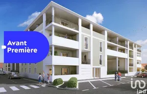Appartement à LA LONDE-LES-MAURES (83250)