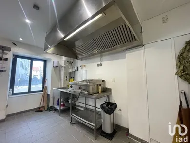 Commercial at ORLY (94310) — 11/15