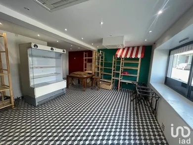 Commercial at ORLY (94310) — 13/15