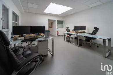 Business asset in MANTES-LA-VILLE (78711)