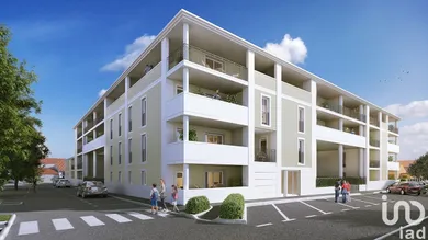 Appartement à LA LONDE-LES-MAURES (83250)
