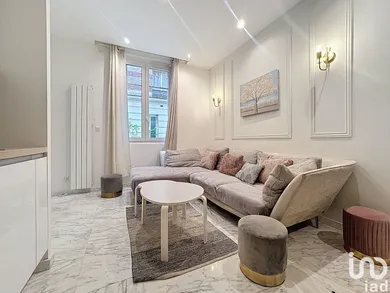 Office in PARIS (75012)