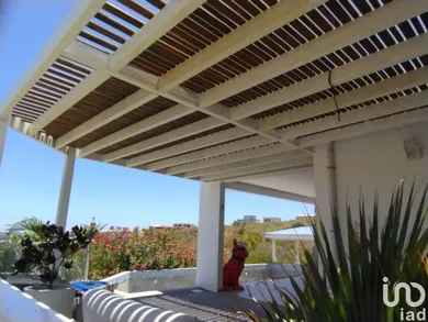 House at SAINT-MARTIN (97150)