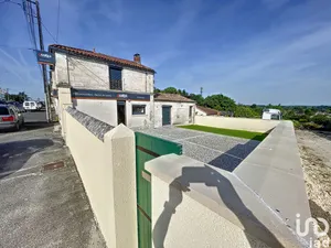 Bureaux à GOND-PONTOUVRE (16160)