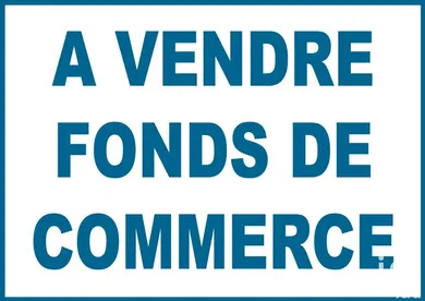 Boutique/Local commercial à MAUBEC (84660)