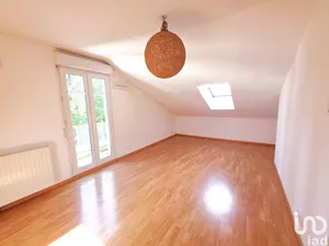 Appartement à VAUJOURS (93410)