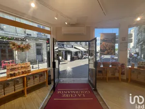 Commercial at TOURS (37000)