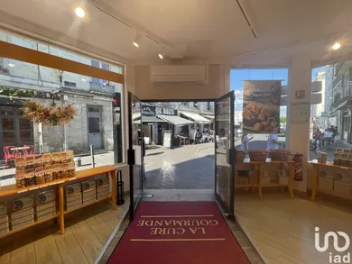 Commercial at TOURS (37000)