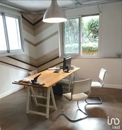 Office in PARIS (75018)