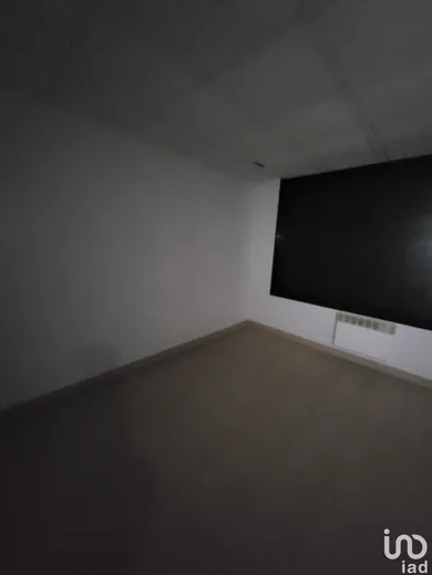 Commercial walls in MONTARGIS (45200)