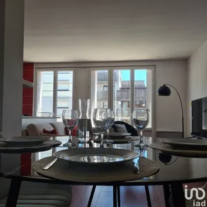 Appartement à BORDEAUX (33300)