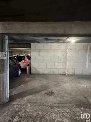 Parking à MARSEILLE (13003)