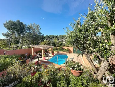 House in SANARY-SUR-MER (83110)
