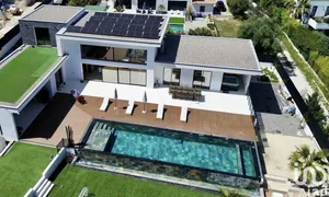 House at BANDOL (83150)