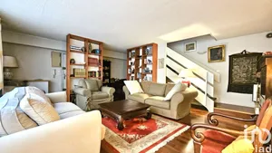 Appartement à BORDEAUX (33000)