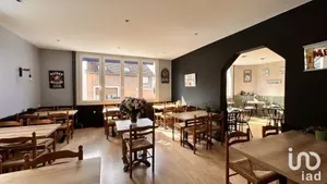 Hôtel-restaurant à SAINT-PAUL-DES-LANDES (15250)
