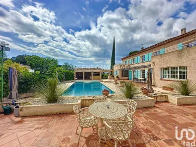 House at SANARY-SUR-MER (83110)