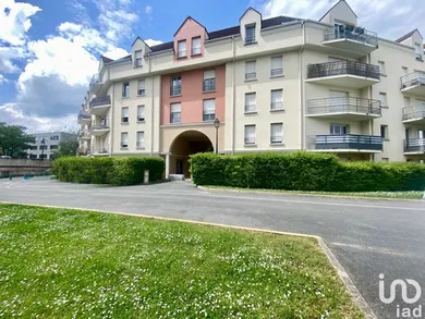 Appartement à MELUN (77000)