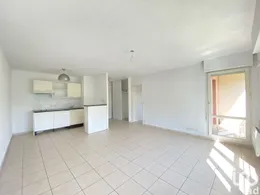 Appartement à MELUN (77000)