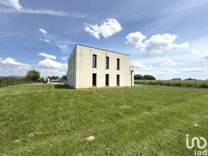 Murs commerciaux à LIEUREY (27560)