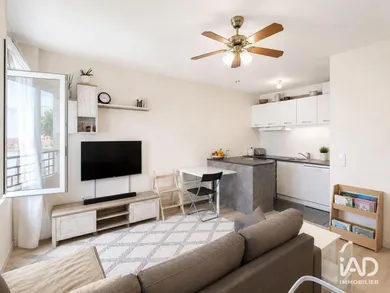 Apartment in LE PLESSIS-TRÉVISE (94420)
