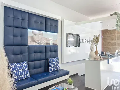Commercial in BORDEAUX (33000)