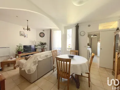 Appartement à CORBEIL-ESSONNES (91100)